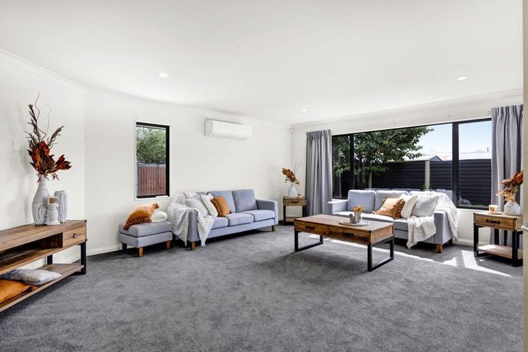 Photo of property in 1 Douglas Street, Hawera, 4610