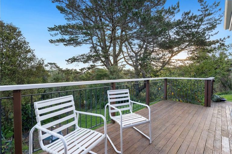 Photo of property in 4 Clayden Drive, Gulf Harbour, Whangaparaoa, 0930