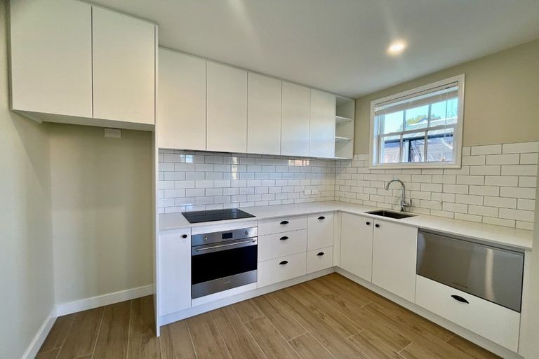 Photo of property in 4/6 Edward Avenue, Edgeware, Christchurch, 8013