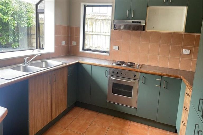 Photo of property in 7 Pistachio Place, Goodwood Heights, Auckland, 2105