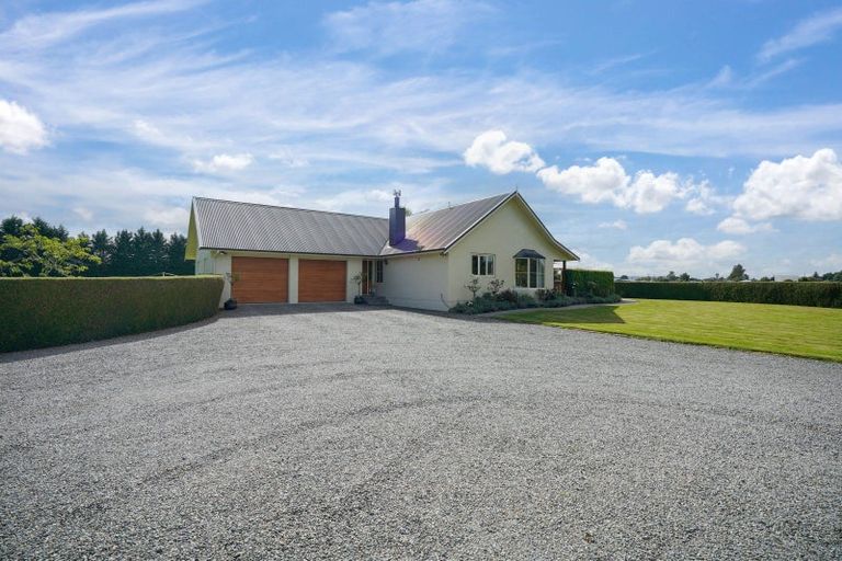 Photo of property in 38b Winton Lorneville Highway, Winton, 9781