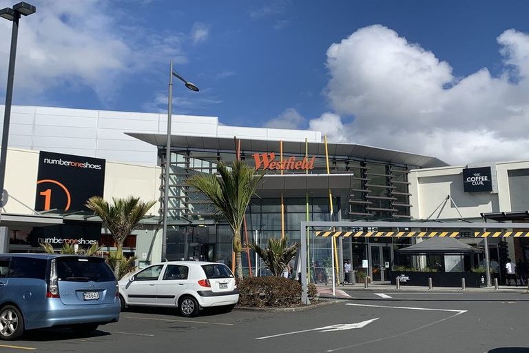 Photo of property in The Rennaissance, 2k/18 Ronwood Avenue, Manukau, Auckland, 2104