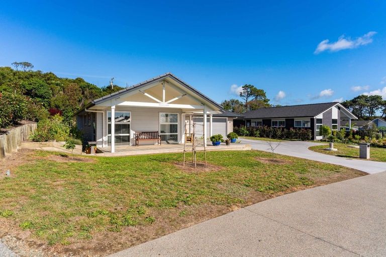 Photo of property in 32 Park Rise, Mangawhai Heads, Mangawhai, 0505