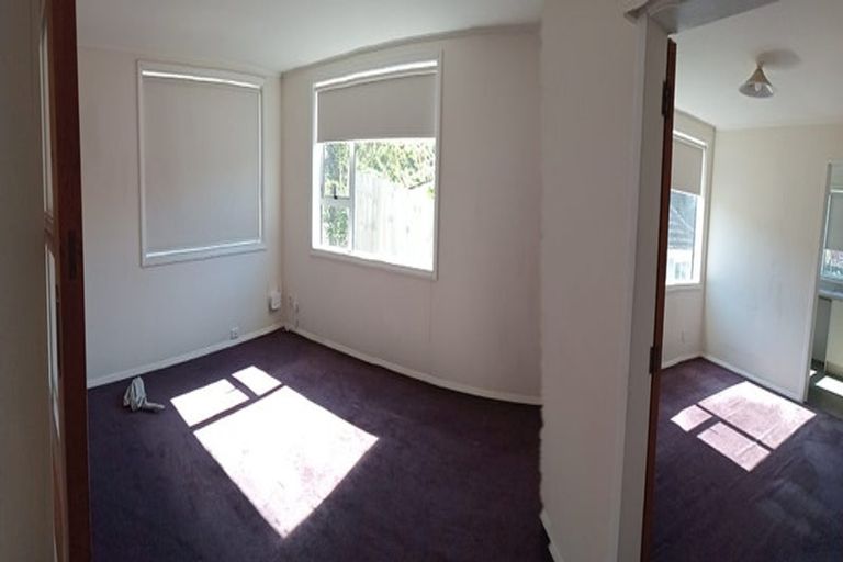 Photo of property in 87 Moorefield Road, Johnsonville, Wellington, 6037