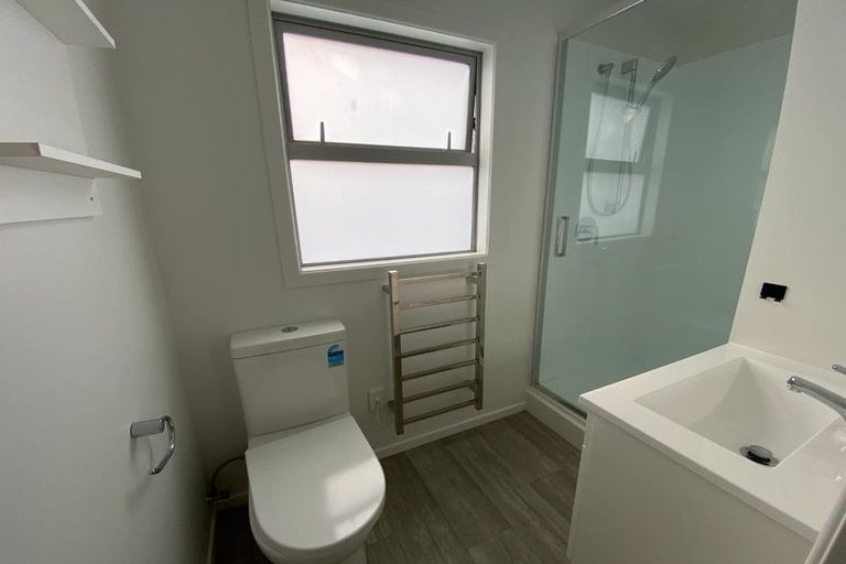 Photo of property in 1/14 Corunna Road, Milford, Auckland, 0620