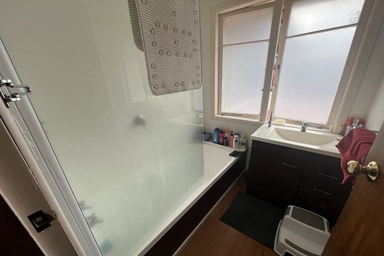 Photo of property in 21 Panair Crescent, Hillcrest, Hamilton, 3216