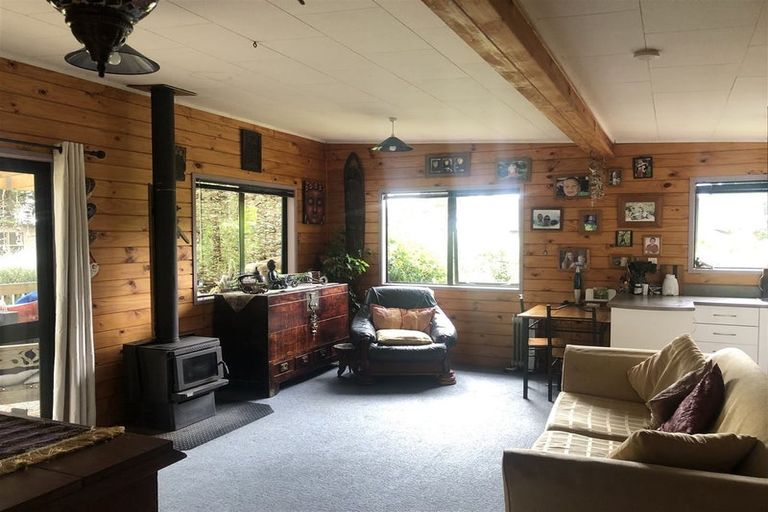 Photo of property in 6 Estaugh Close, Kauri, Kamo, 0185