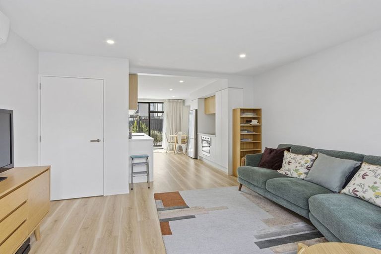 Photo of property in 3/12 New Brighton Road, Shirley, Christchurch, 8061