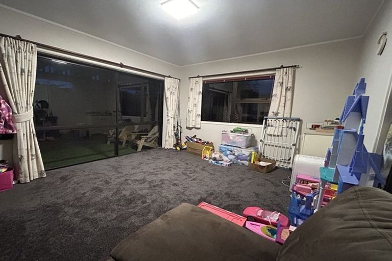 Photo of property in 119 Braemar Road, Castor Bay, Auckland, 0620