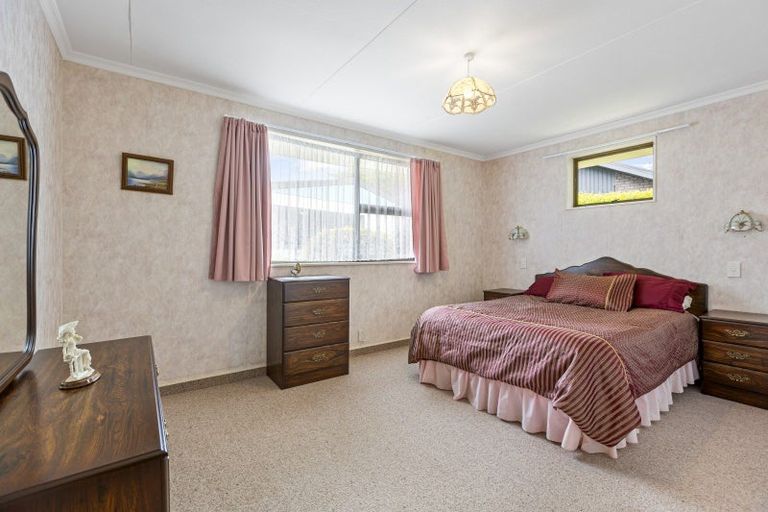 Photo of property in 14 Tainui Terrace, Inglewood, 4330