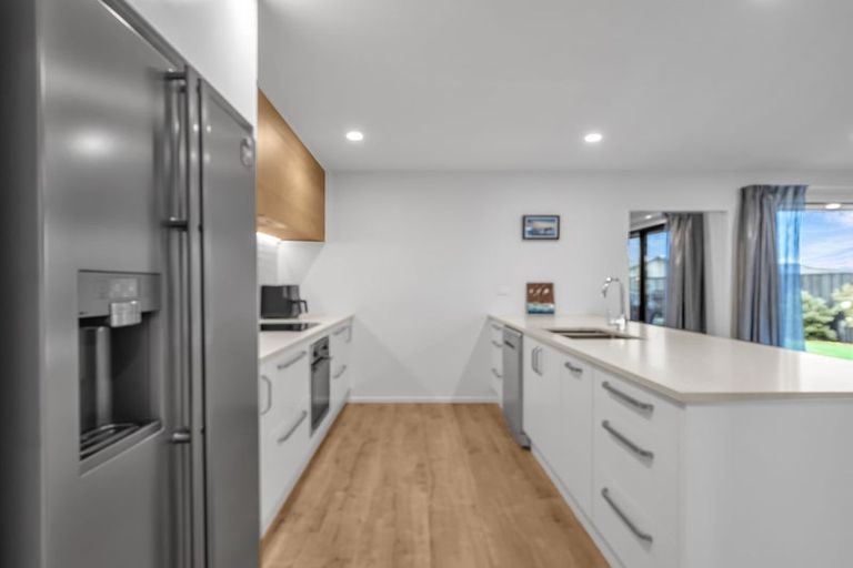 Photo of property in 4 Hapua Lane, Pegasus, 7612