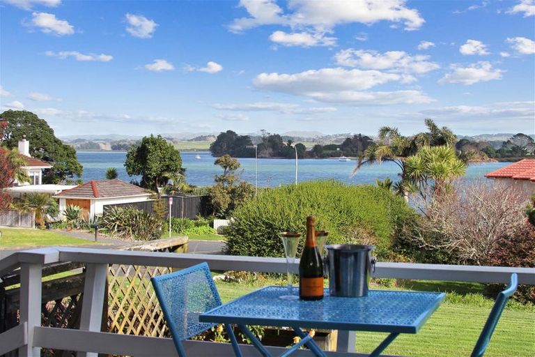 Photo of property in 4 Channel View Road, Clarks Beach, Pukekohe, 2679