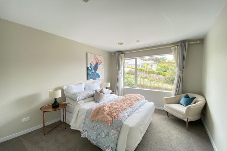 Photo of property in 24 Mackay Drive, Greenhithe, Auckland, 0632