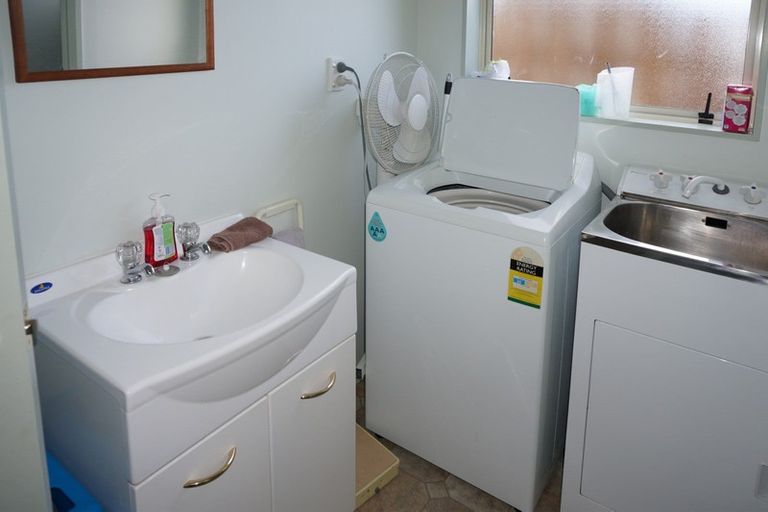 Photo of property in 132-134 Metzger Street, Heidelberg, Invercargill, 9812