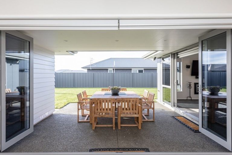 Photo of property in 22 Clydesdale Way, Frimley, Hastings, 4120