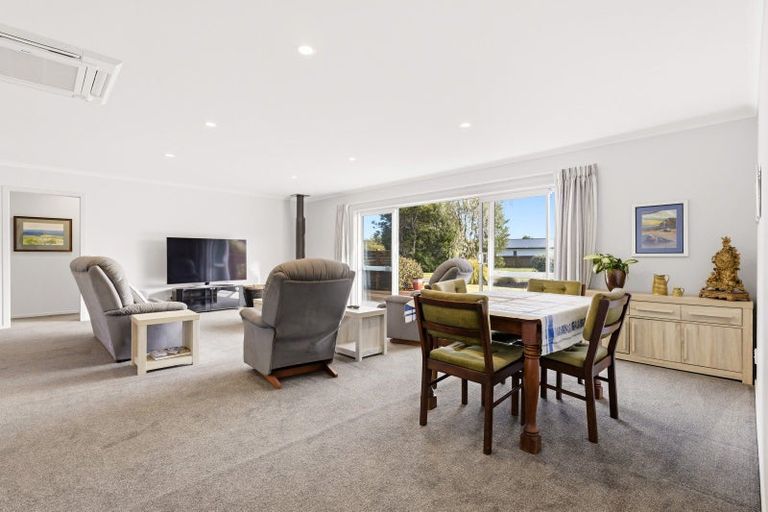 Photo of property in 35 Ngahana Place, Turangi, 3334