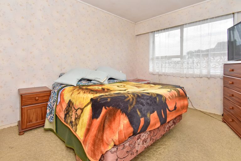 Photo of property in 1/10 Mail Avenue, Weymouth, Auckland, 2103