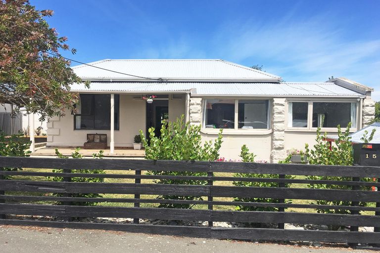 Photo of property in 15 Tweed Street, South Hill, Oamaru, 9400