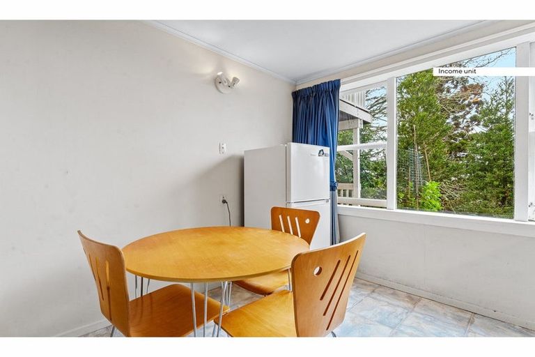 Photo of property in 249 Sunset Road, Sunnynook, Auckland, 0632