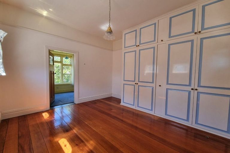 Photo of property in 43 Clissold Street, Merivale, Christchurch, 8014