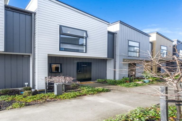 Photo of property in 4/47a Huntington Drive, Huntington Park, Auckland, 2013