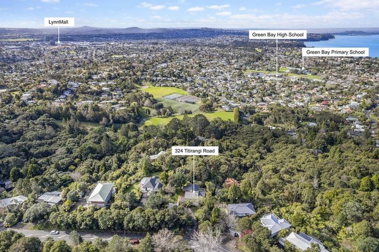 Photo of property in 324 Titirangi Road, Titirangi, Auckland, 0604