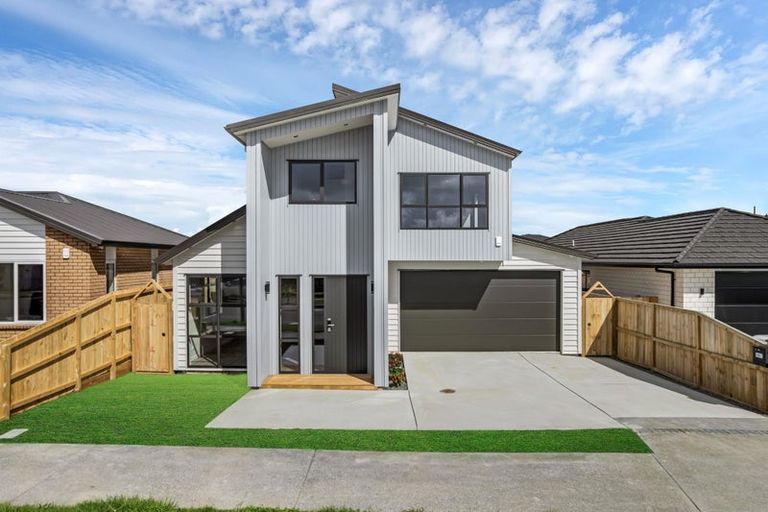 Photo of property in 31 Kaitiaki Drive, Clarks Beach, 2122