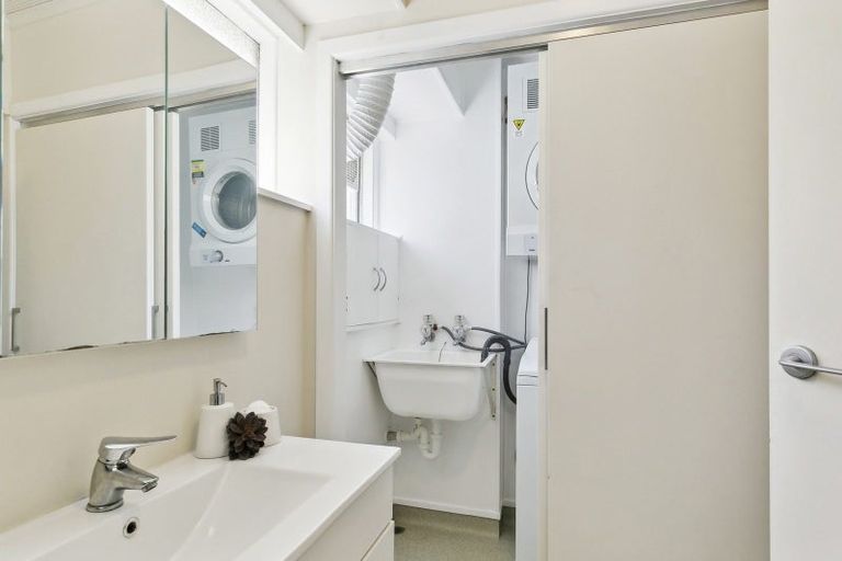 Photo of property in 31/125 Grant Road, Thorndon, Wellington, 6011