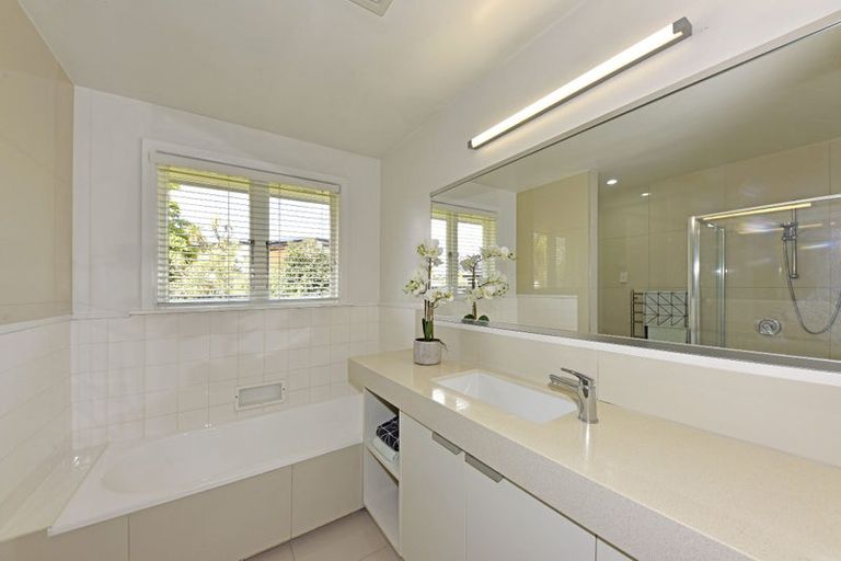 Photo of property in 11 Chislehurst Place, Bryndwr, Christchurch, 8052