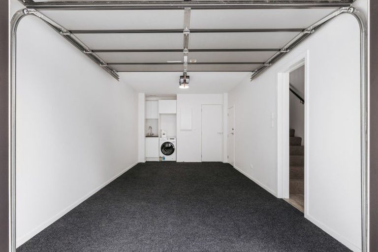 Photo of property in 3/17 Victoria Road, Mount Maunganui, 3116