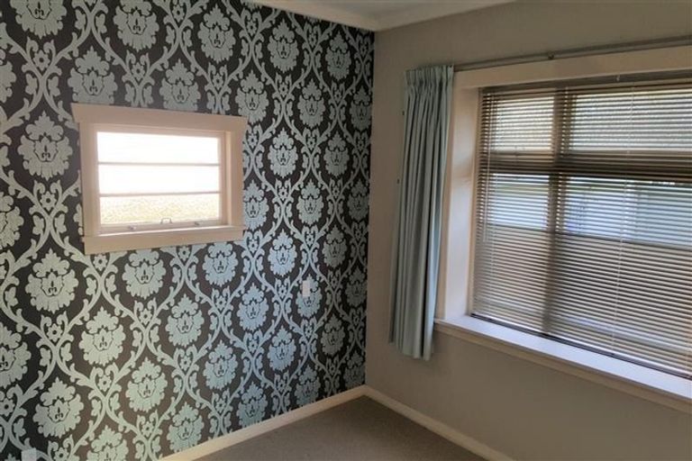 Photo of property in 18 Bell Street, Welbourn, New Plymouth, 4310