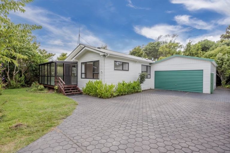 Photo of property in 183 Te Moana Road, Waikanae, 5036