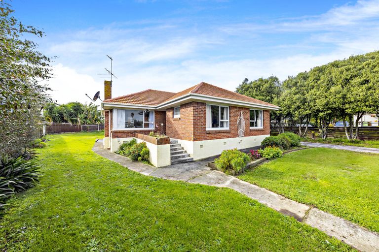 Photo of property in 3 Albert Road, Manukau, Auckland, 2025