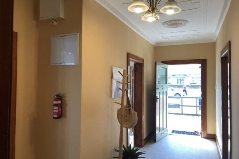 Photo of property in 42 Dahlia Street, Palmerston North, 4410