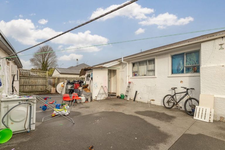 Photo of property in 1/381 Linwood Avenue, Bromley, Christchurch, 8062