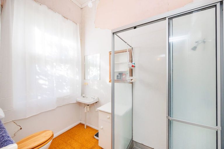 Photo of property in 357 Featherston Street, Palmerston North, 4414