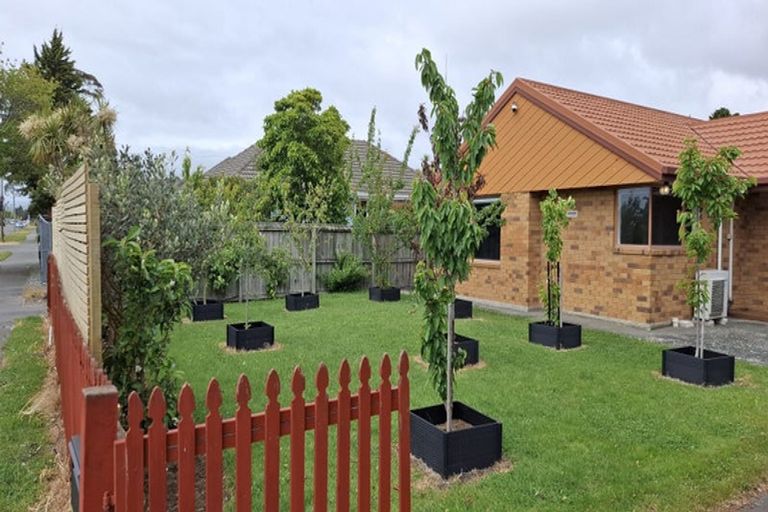 Photo of property in 78a Shortland Street, Wainoni, Christchurch, 8061