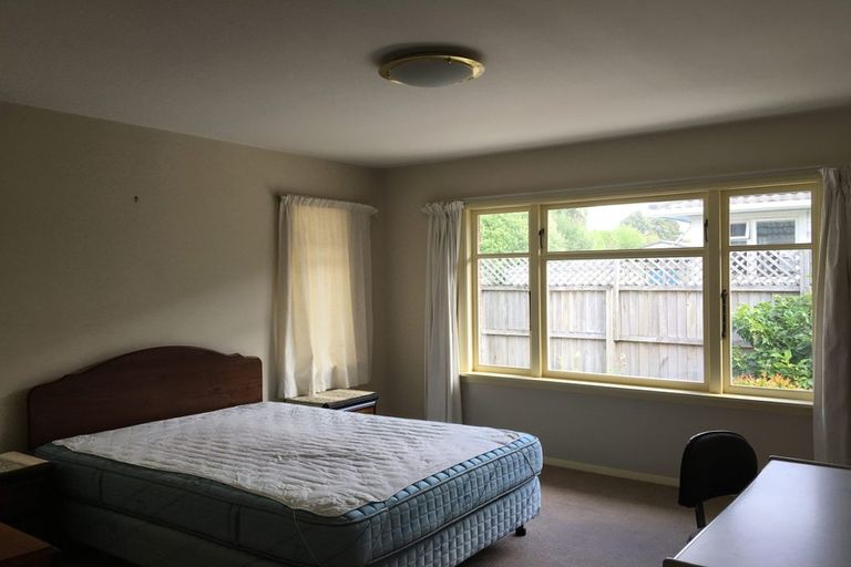 Photo of property in 130 Yaldhurst Road, Sockburn, Christchurch, 8042