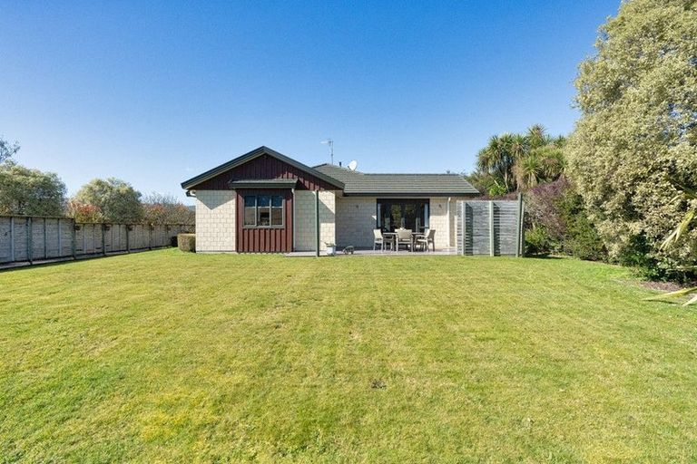 Photo of property in 6 Burnfield Way, Levin, 5510