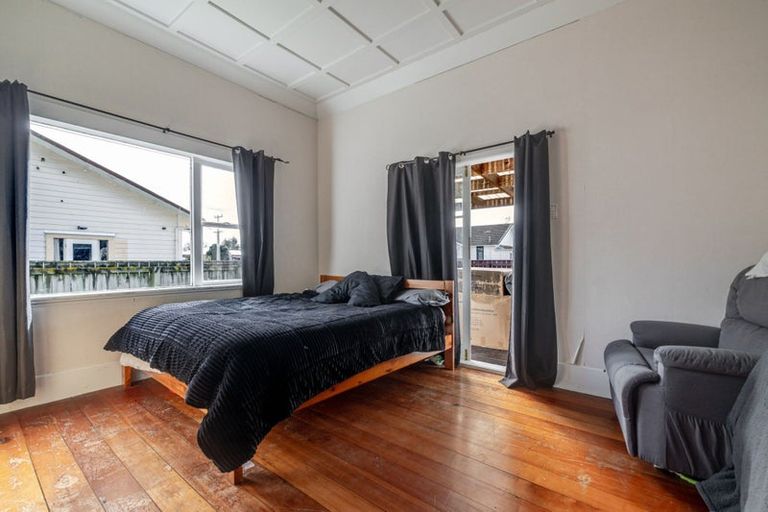 Photo of property in 1a Wellington Street, Feilding, 4702