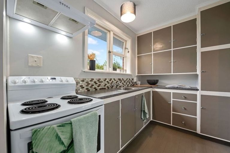 Photo of property in 2/10 Hildreth Street, Trentham, Upper Hutt, 5018