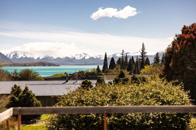 Photo of property in 19 Murray Place, Lake Tekapo, 7999