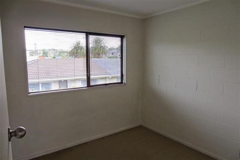 Photo of property in 7/767 Beach Road, Browns Bay, Auckland, 0630