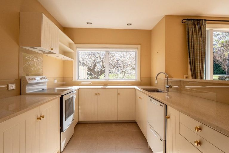 Photo of property in Millbrook Resort, 15 Fox's Rush, Arrowtown, 9371