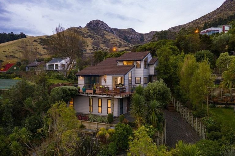 Photo of property in 1 Cass Bay Place, Cass Bay, Lyttelton, 8082