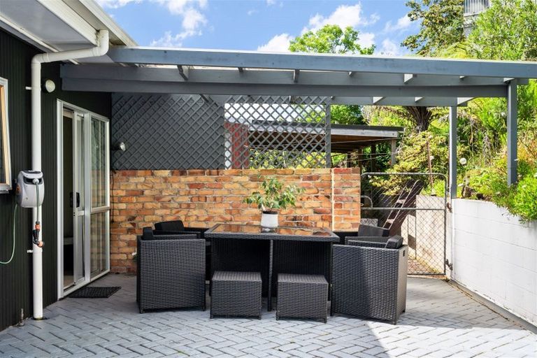 Photo of property in 2/266 Western Hills Drive, Avenues, Whangarei, 0110