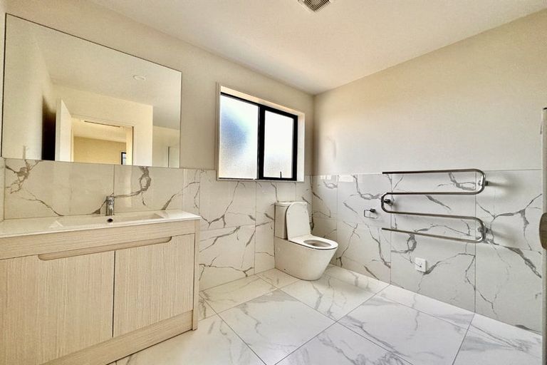 Photo of property in 20b Finlayson Avenue, Clendon Park, Auckland, 2103