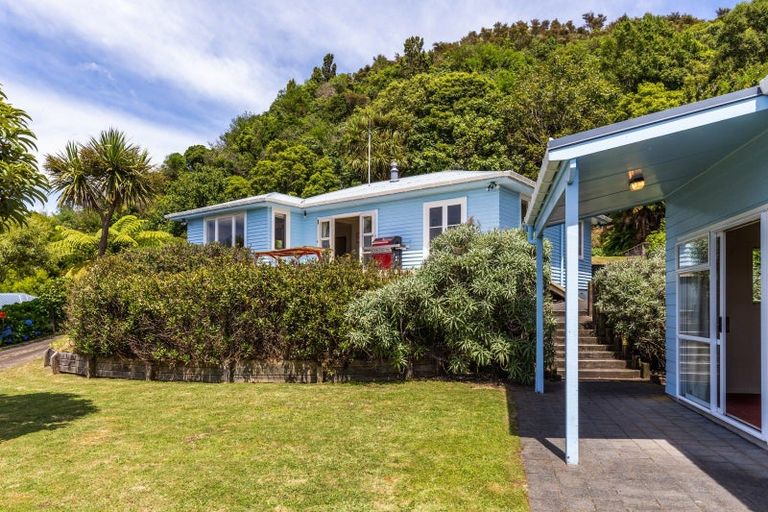 Photo of property in 23 Turangitukua Terrace, Kuratau, Turangi, 3381