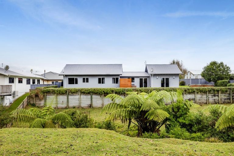 Photo of property in 20 Montague Grove, Stratford, 4332