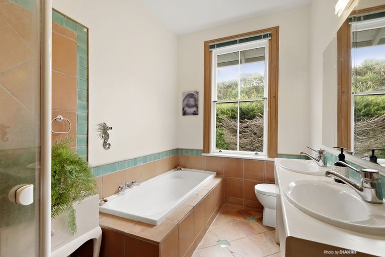 Photo of property in 110 Parkvale Road, Karori, Wellington, 6012